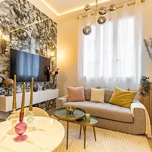 Le Des Champs Elysees Appartement