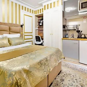 Apartment Premium 2 Minutes Walk From Champs-elysees, Paris