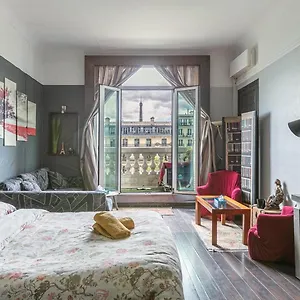 Apartment Elysees Vip, Paris